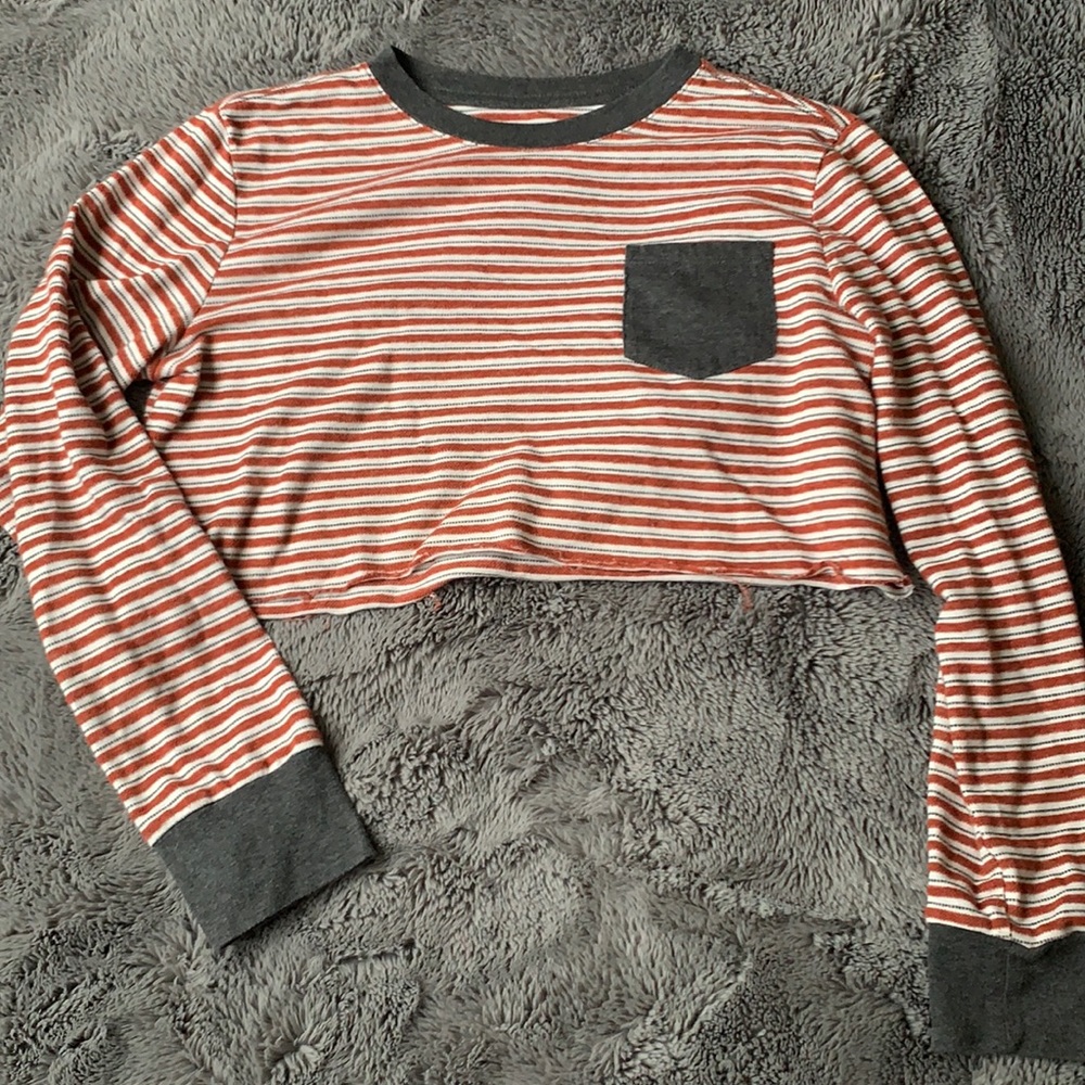 CROP TOP LONG SLEEVE 🍄